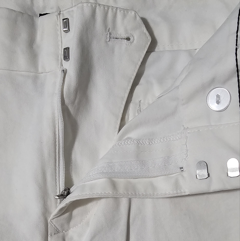 Tommy Hilfiger | White Cotton Flex 5-Inch Hollywood Shorts - Picture 4 of 7